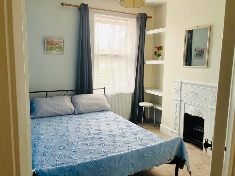 Room Heming Road in Greater London