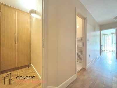 Flat Eaton Road in Greater London