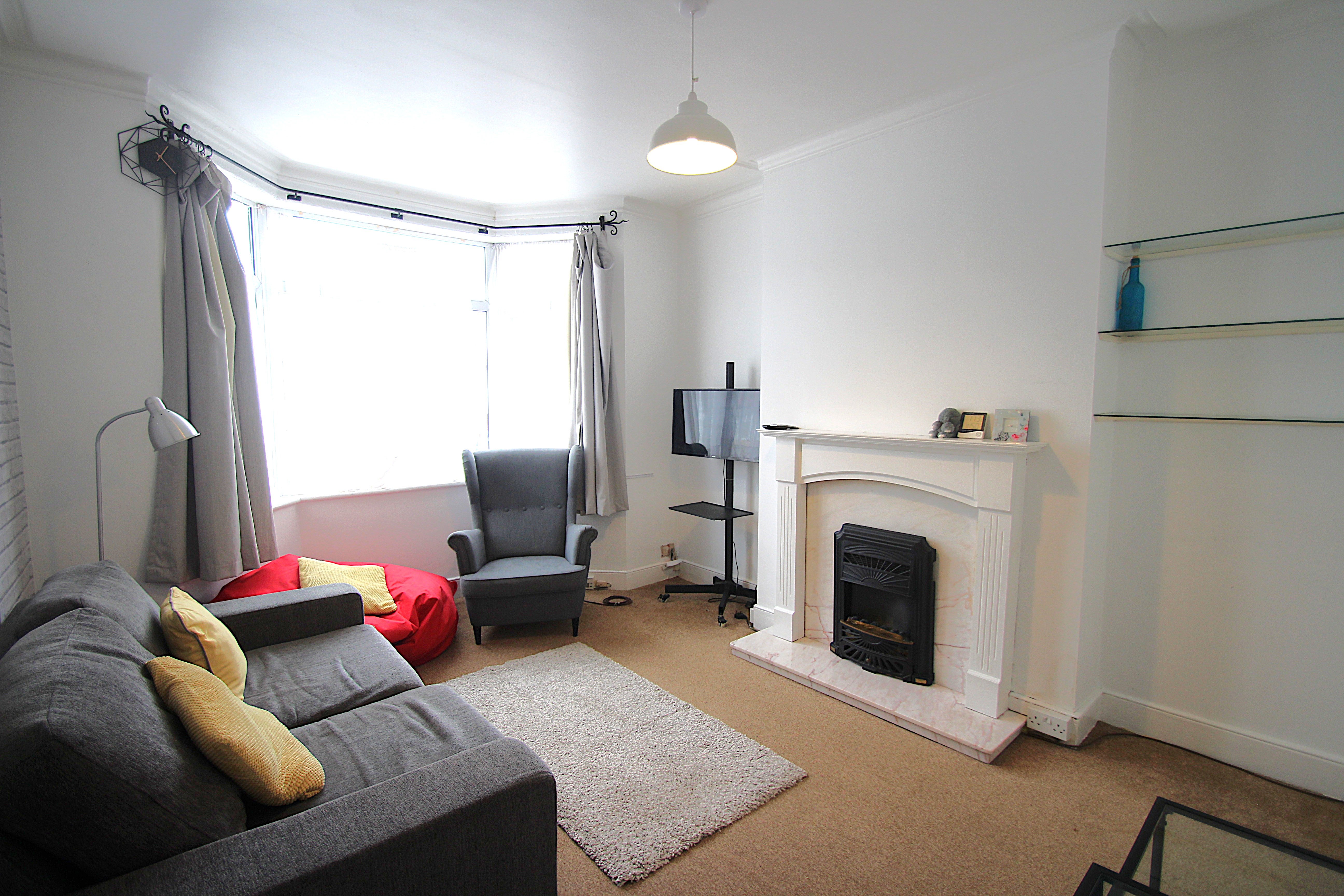 Flat Sussex Road in Greater London