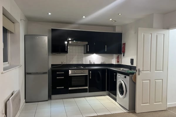 Flat Dudley Place in Borough of Spelthorne