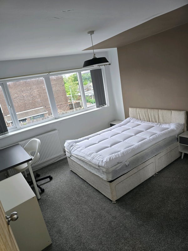 Room Fenwick Lane in Runcorn