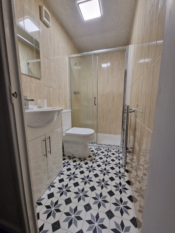 Room Fenwick Lane in Runcorn