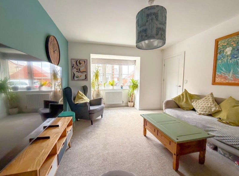 Room Muntjac Road in Bristol