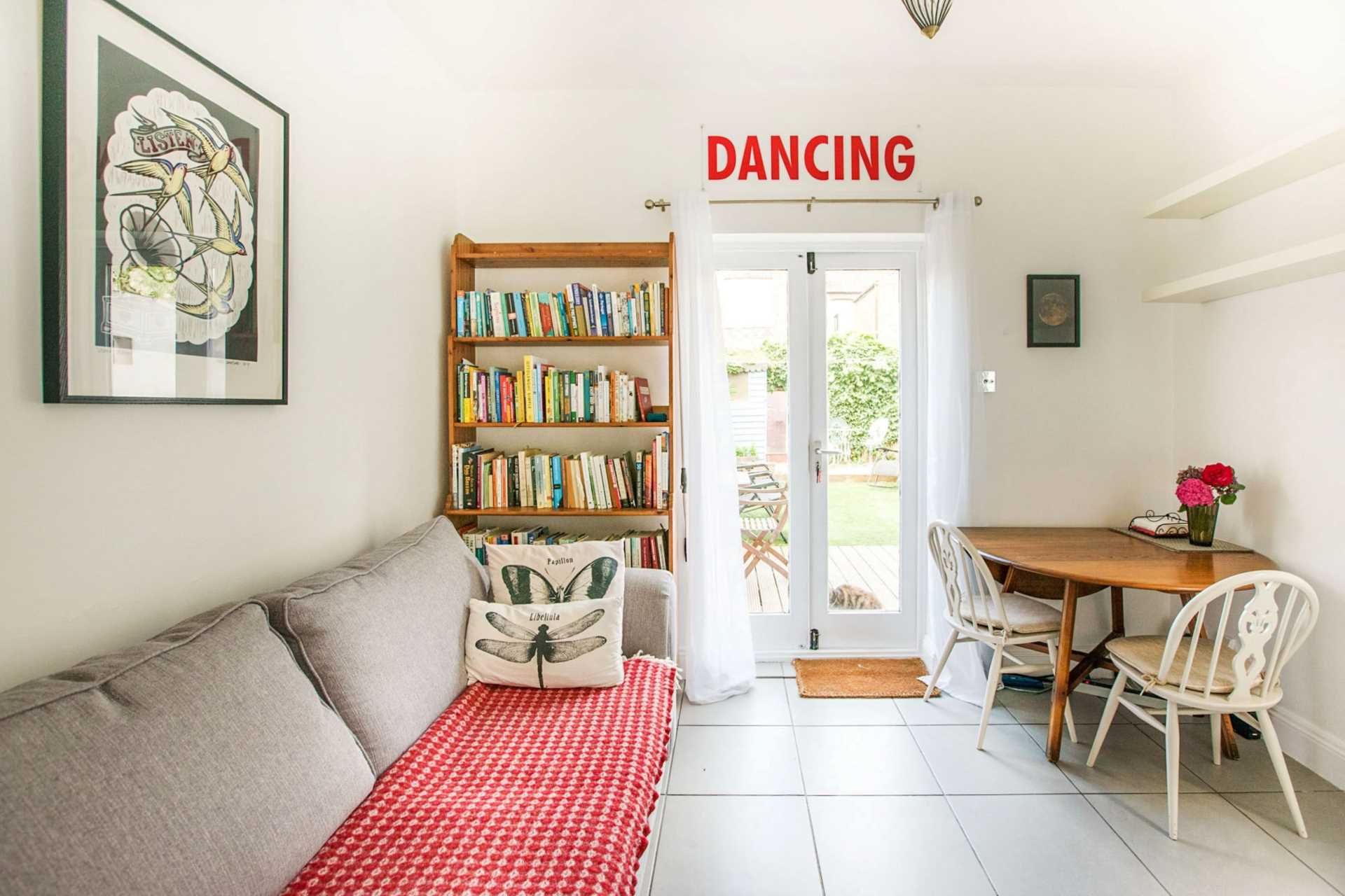 Room Dongola Road in Greater London
