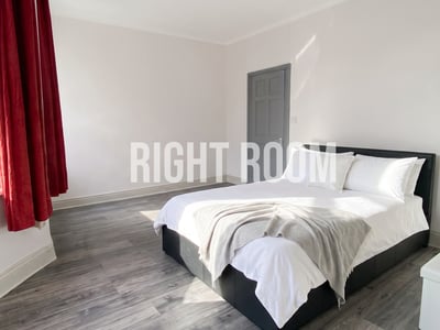 Room Trundley's Road in Greater London