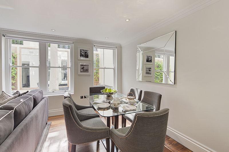 Flat Kensington Gardens Square in City of Westminster