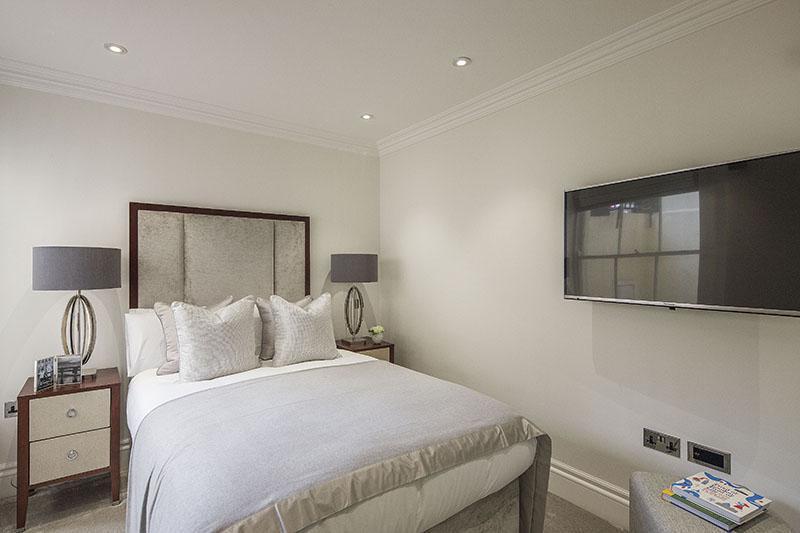 Flat Kensington Gardens Square in City of Westminster