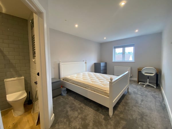Room Wendover Street in High Wycombe