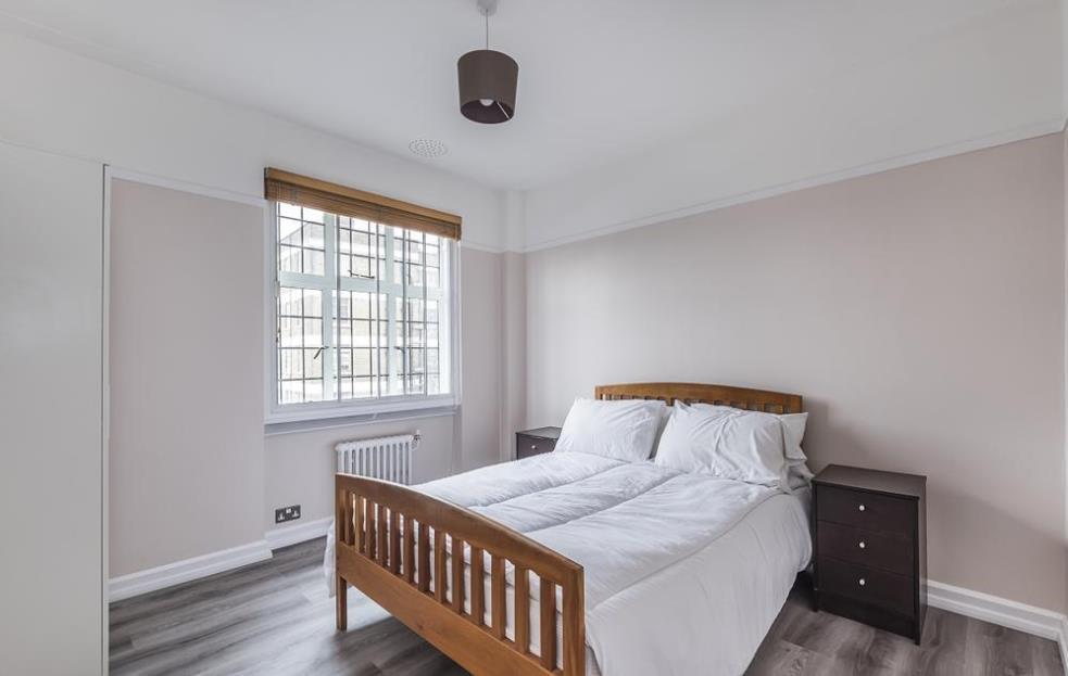 Flat Seymour Place in City of Westminster