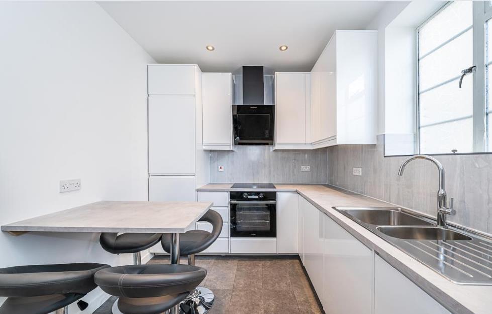 Flat Seymour Place in City of Westminster