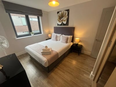 Flat Uxbridge Road in Greater London