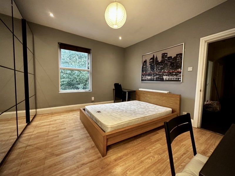 Room Noel Street in Nottingham