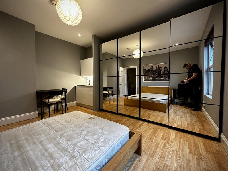 Room Noel Street in Nottingham