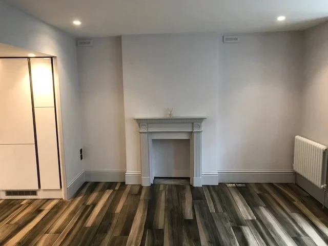 Flat Callow Street in Greater London