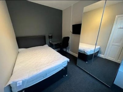 Flat Boughey Road in Stoke-on-Trent