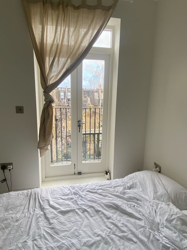 Flat Wandsworth Bridge Road in Greater London