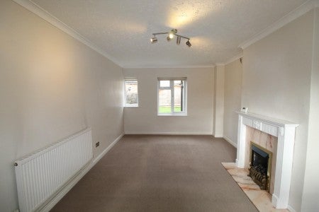 House Arlesey Road in Henlow