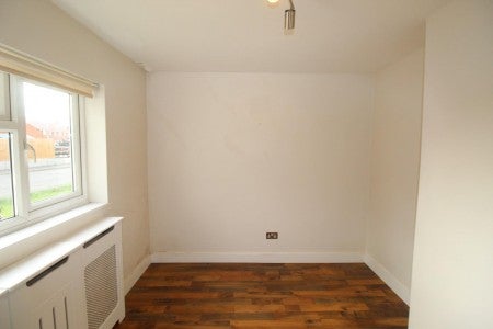House Arlesey Road in Henlow