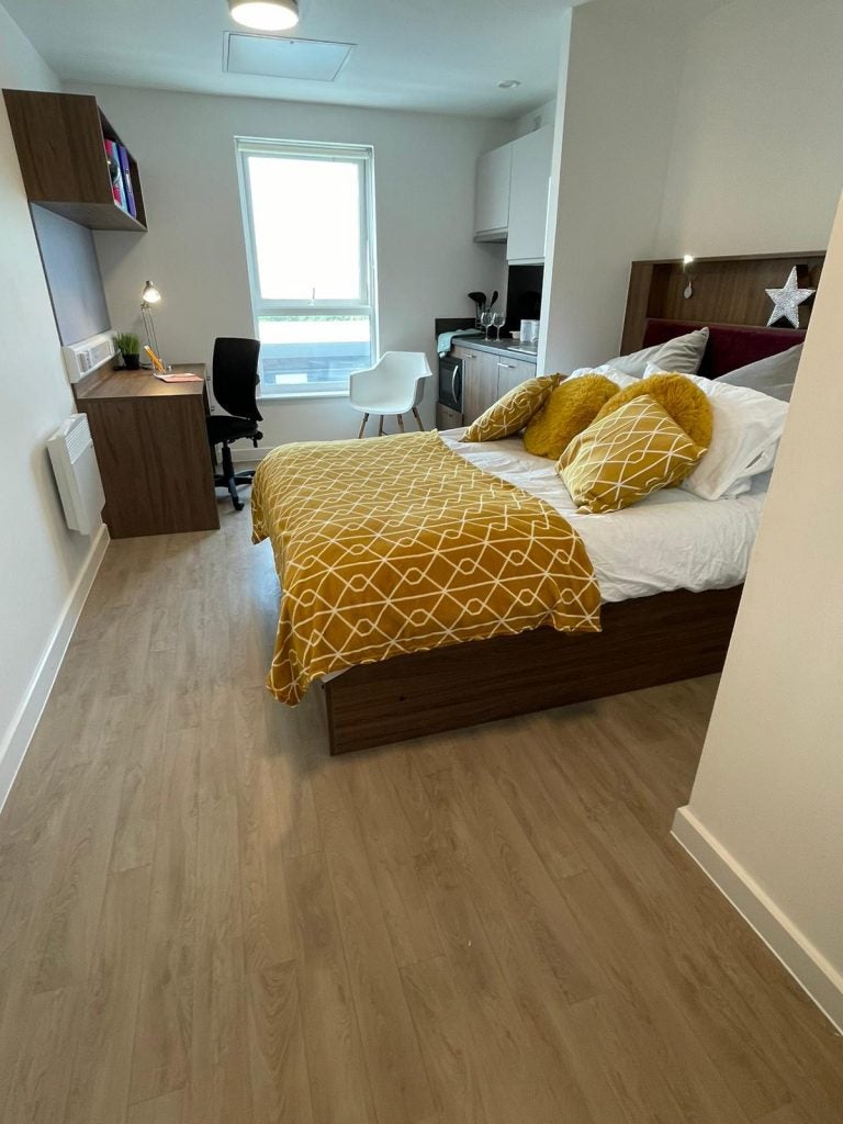 Room Iliad Street in Liverpool