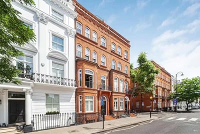 Flat Oakley Street in Greater London