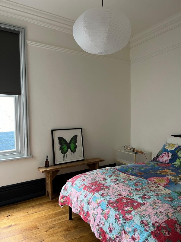 Room Compton Road in Greater London