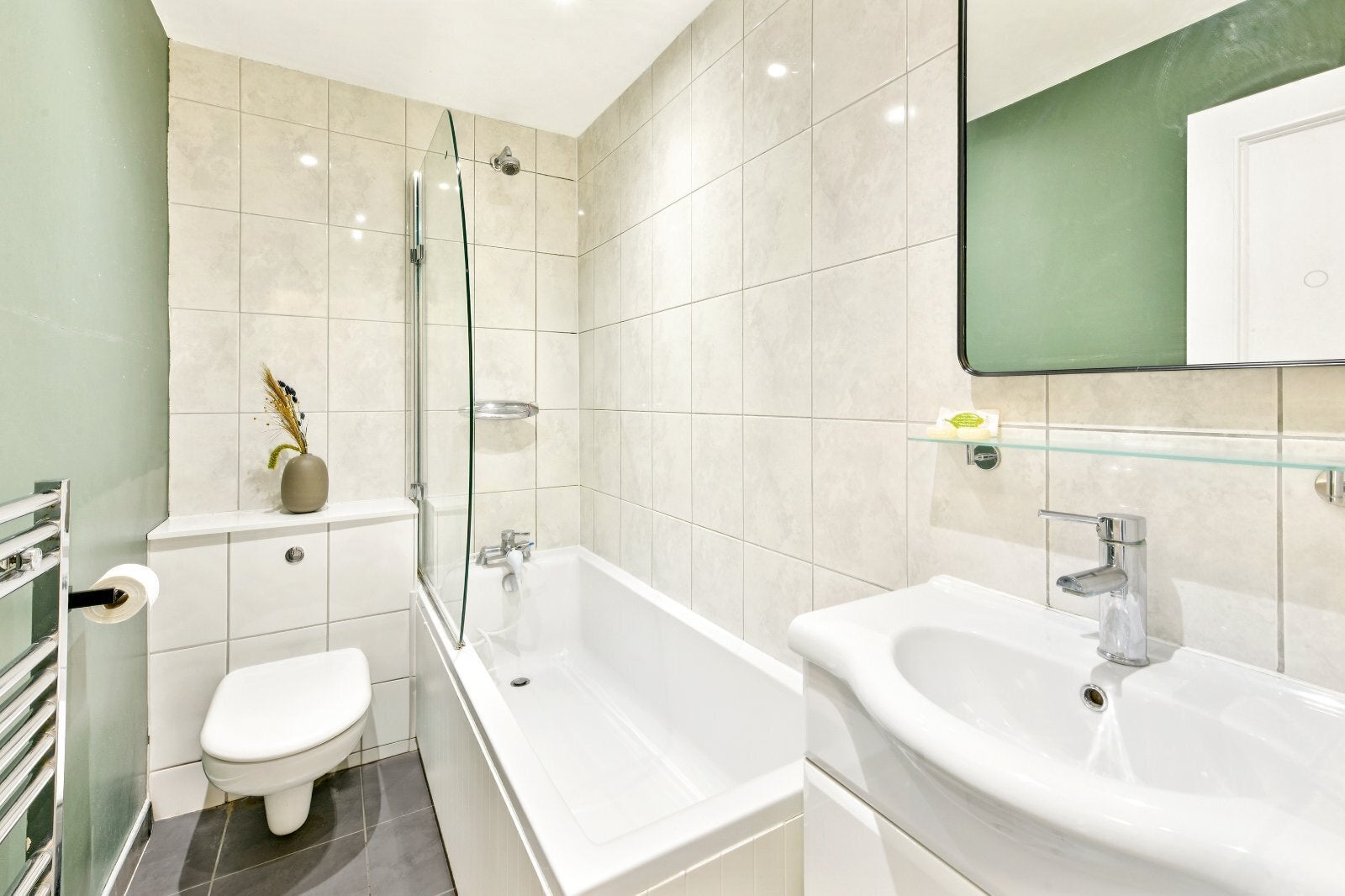 Flat West Warwick Place in City of Westminster