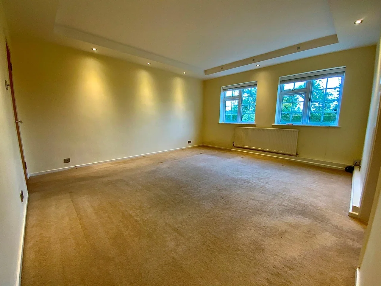 Flat Hillmead Court in Taplow