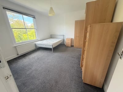 Flat Cavendish Road in Greater London