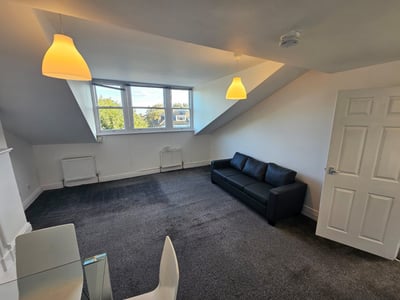 Flat Cavendish Road in Greater London