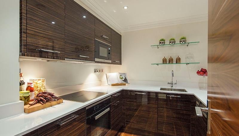 Flat Kensington Gardens Square in City of Westminster