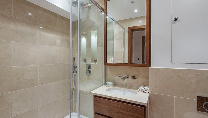 Flat Kensington Gardens Square in City of Westminster