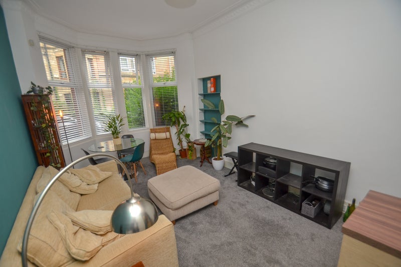 Flat Afton Street in Glasgow