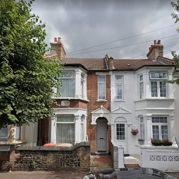 Flat Ron Leighton Way in Greater London