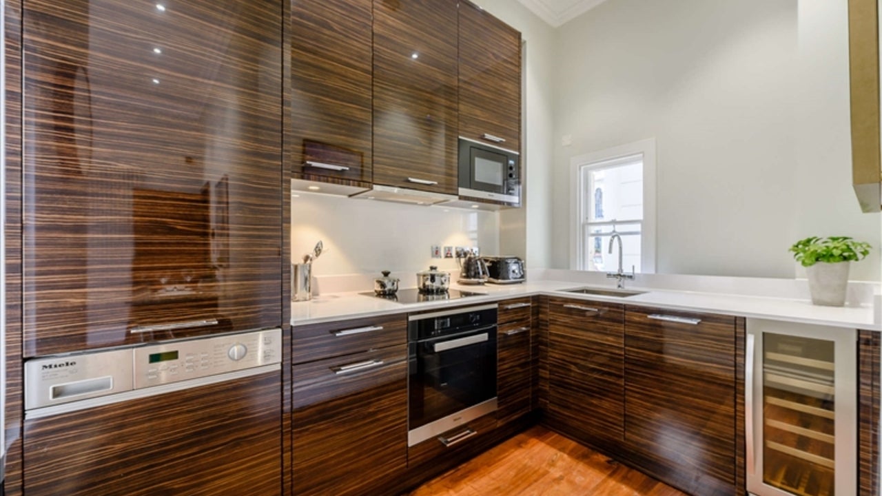 Flat Kensington Gardens Square in City of Westminster