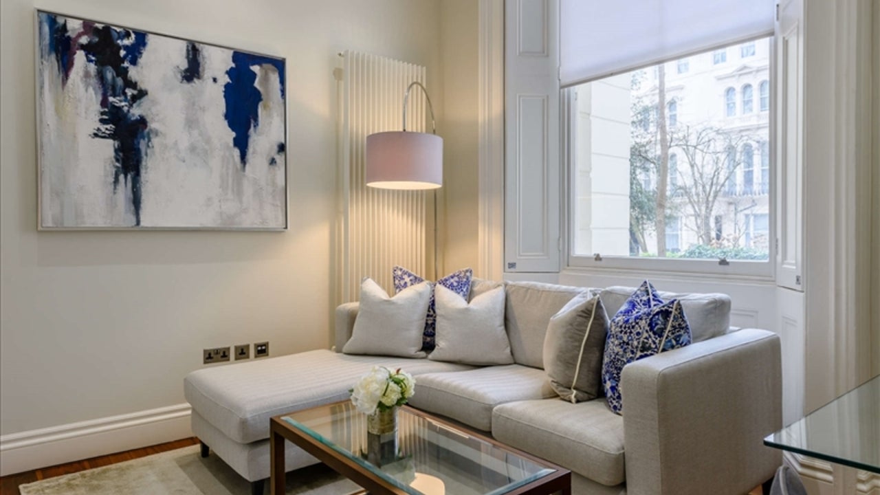 Flat Kensington Gardens Square in City of Westminster