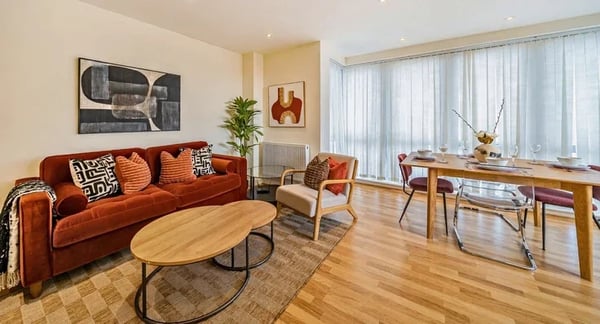 Flat Alençon Link in Basingstoke and Deane