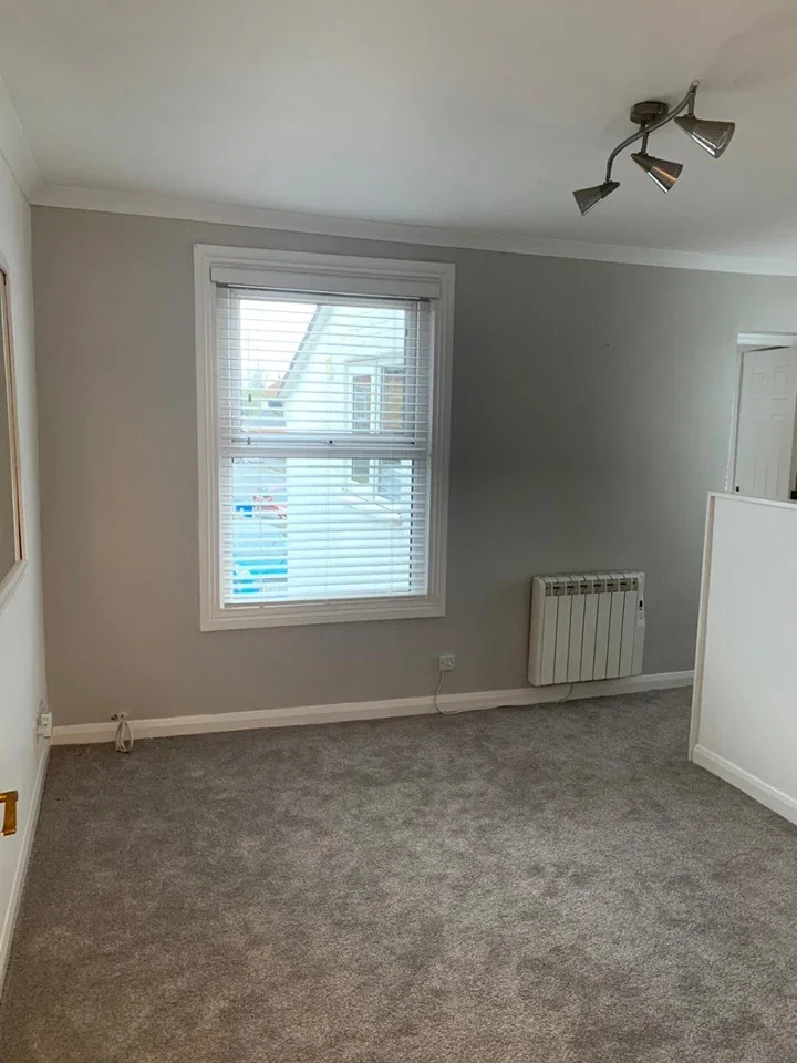 Flat Saint Lukes Road in Maidenhead