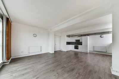 Flat Kingsland Road in London