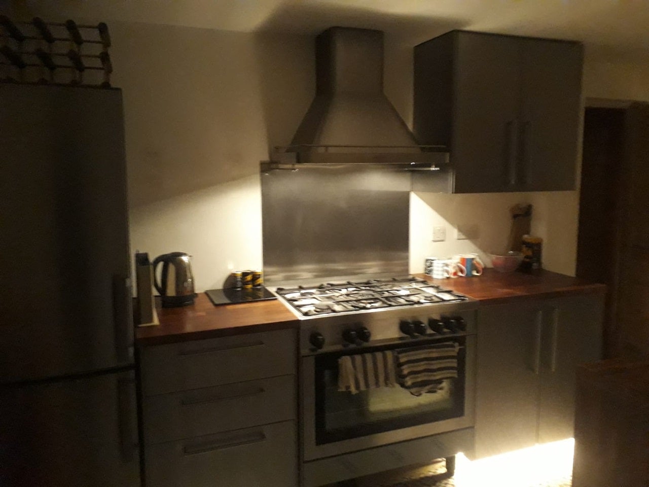 Room Gorleston Road in Greater London