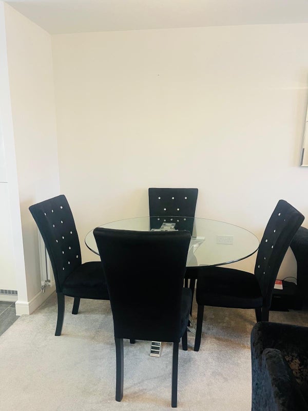 Room Newland Avenue in East Hertfordshire