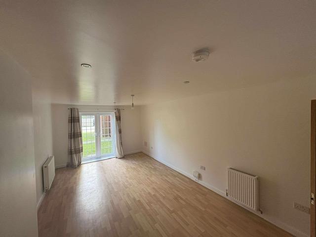 Flat Lambwath Hall Court in Hull