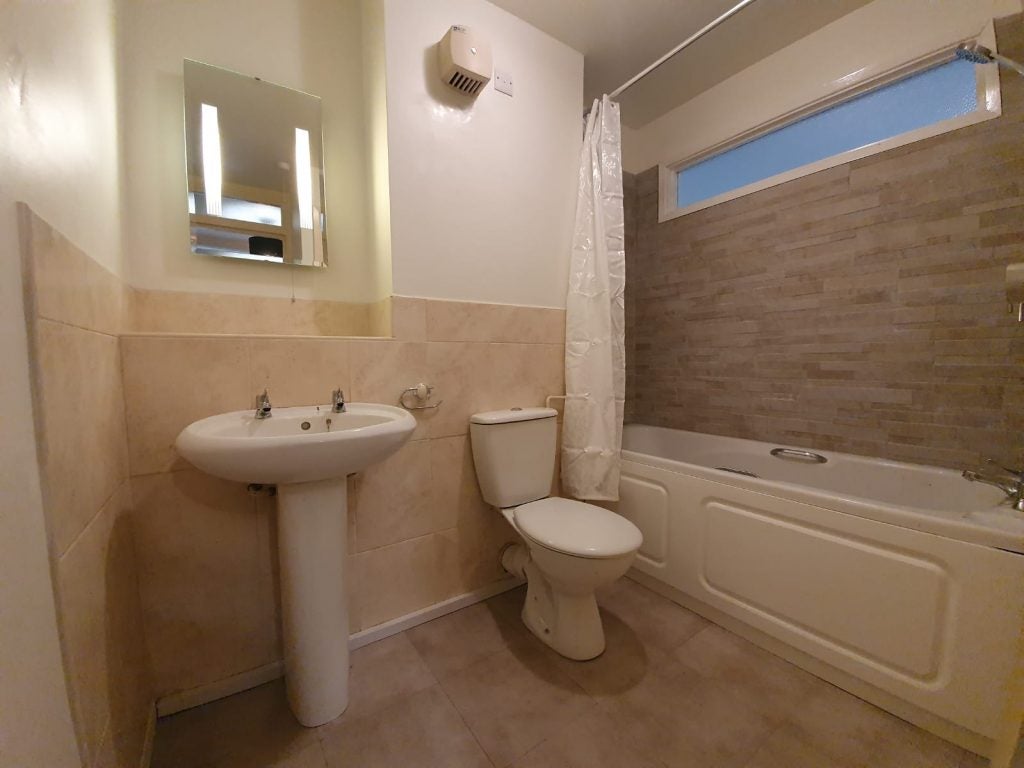 Flat Mulgrave Road in Greater London