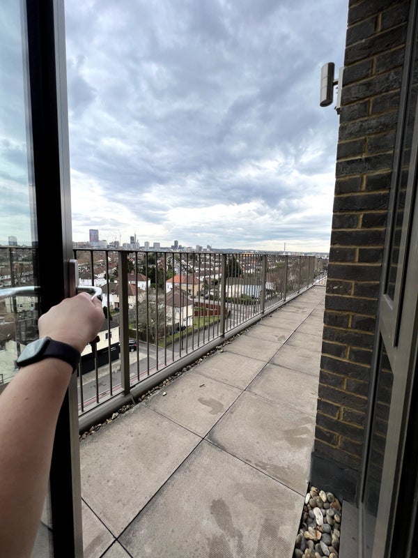 Room Mitcham Road in Greater London