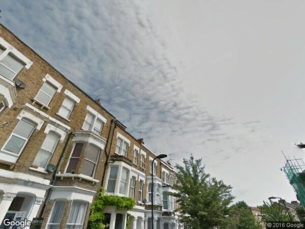 Flat Gascony Avenue in Greater London
