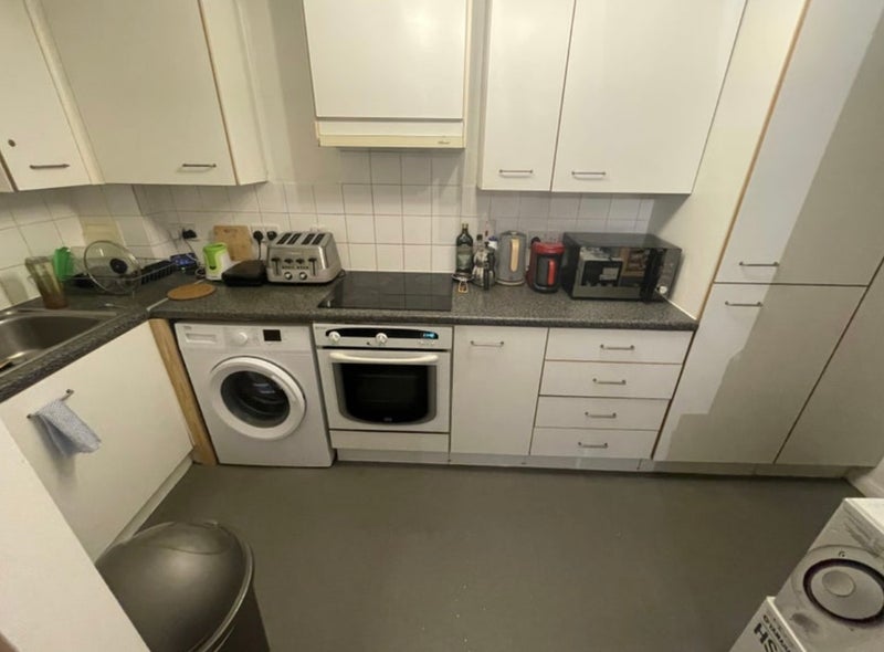 Room Townmead Road in Greater London
