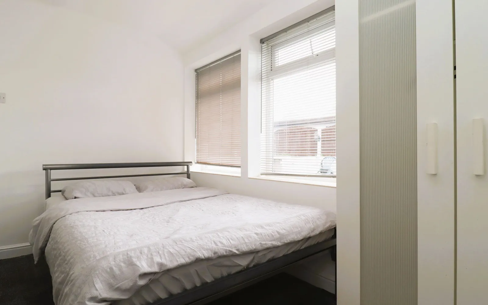 Room Wellfield Street in Warrington