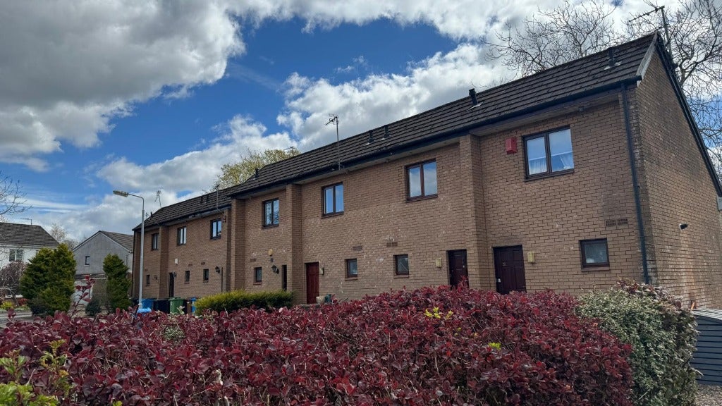 House Maybole Crescent in Newton Mearns