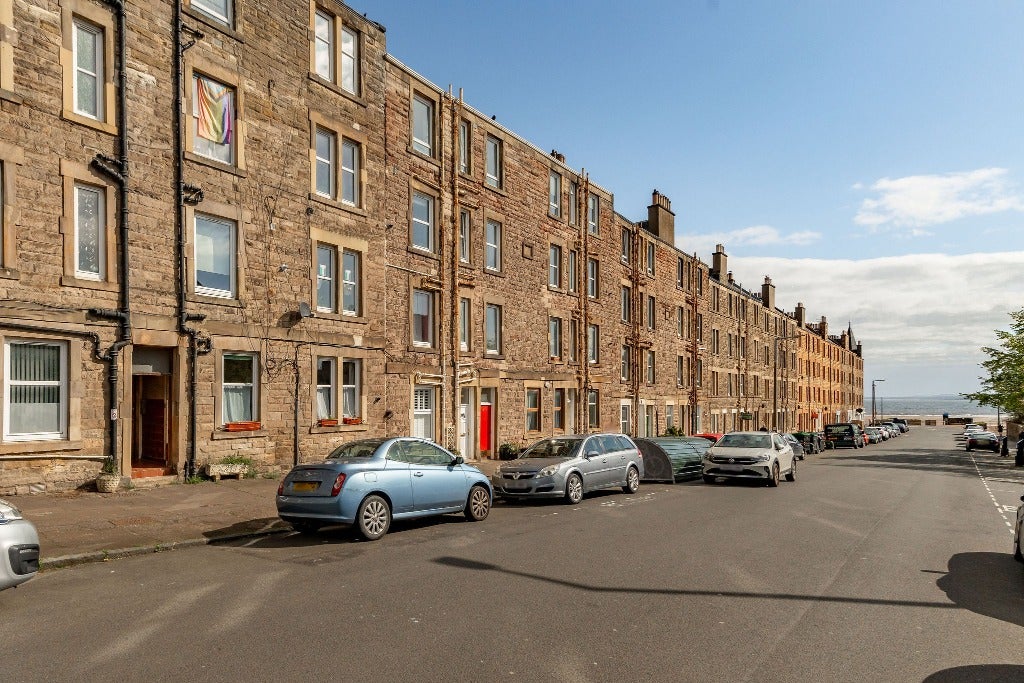 Flat Portobello Road in City of Edinburgh