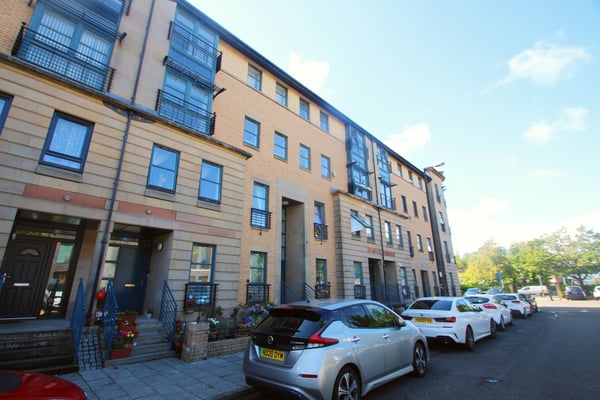 Flat Cumberland Street in Glasgow