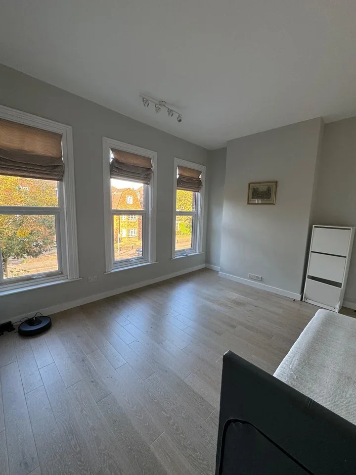 Flat Hammelton Road in Greater London